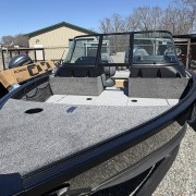 2026 Alumacraft Voyageur 175 Sport - Gray